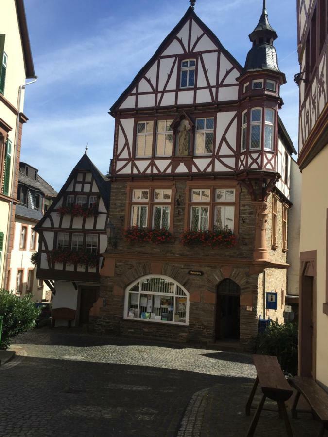 Ferienhaus Moselblick Mit Kostenfreien Oepnv-Ticket Ürzig Esterno foto