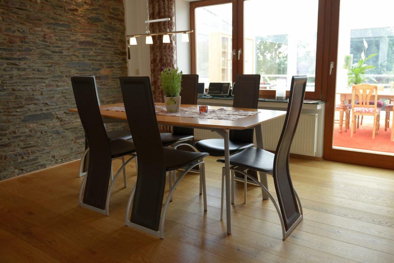 Ferienhaus Moselblick Mit Kostenfreien Oepnv-Ticket Ürzig Esterno foto